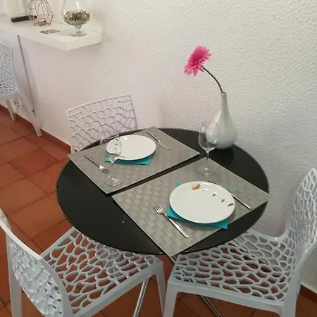 402c Apartment *